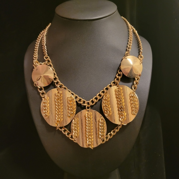 Vintage Gold Statement Necklace - Picture 3 of 5